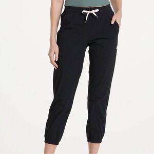 Vuori Miles Drawcord Women's Black Jogger